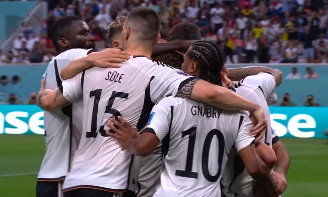 世界杯德国vs日本爆冷图片,德国队1-2不敌日本队相关精彩图片