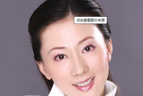 事实证明，为了钱选择当“裸模”的汤加丽，已经走上了另一条路