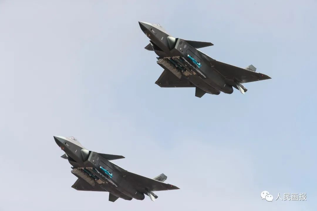 歼20首飞纪录片完整版,歼-20首飞珍贵画面曝光