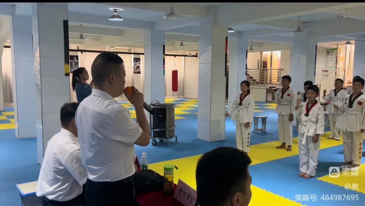 南召县天源文武学校举行2022年第一届跆拳道晋级考试