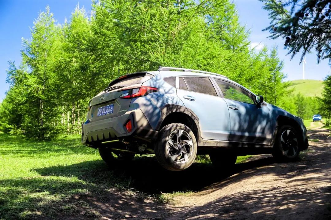 斯巴鲁crosstrek旭豹24款,斯巴鲁crosstrek旭豹对比森林人