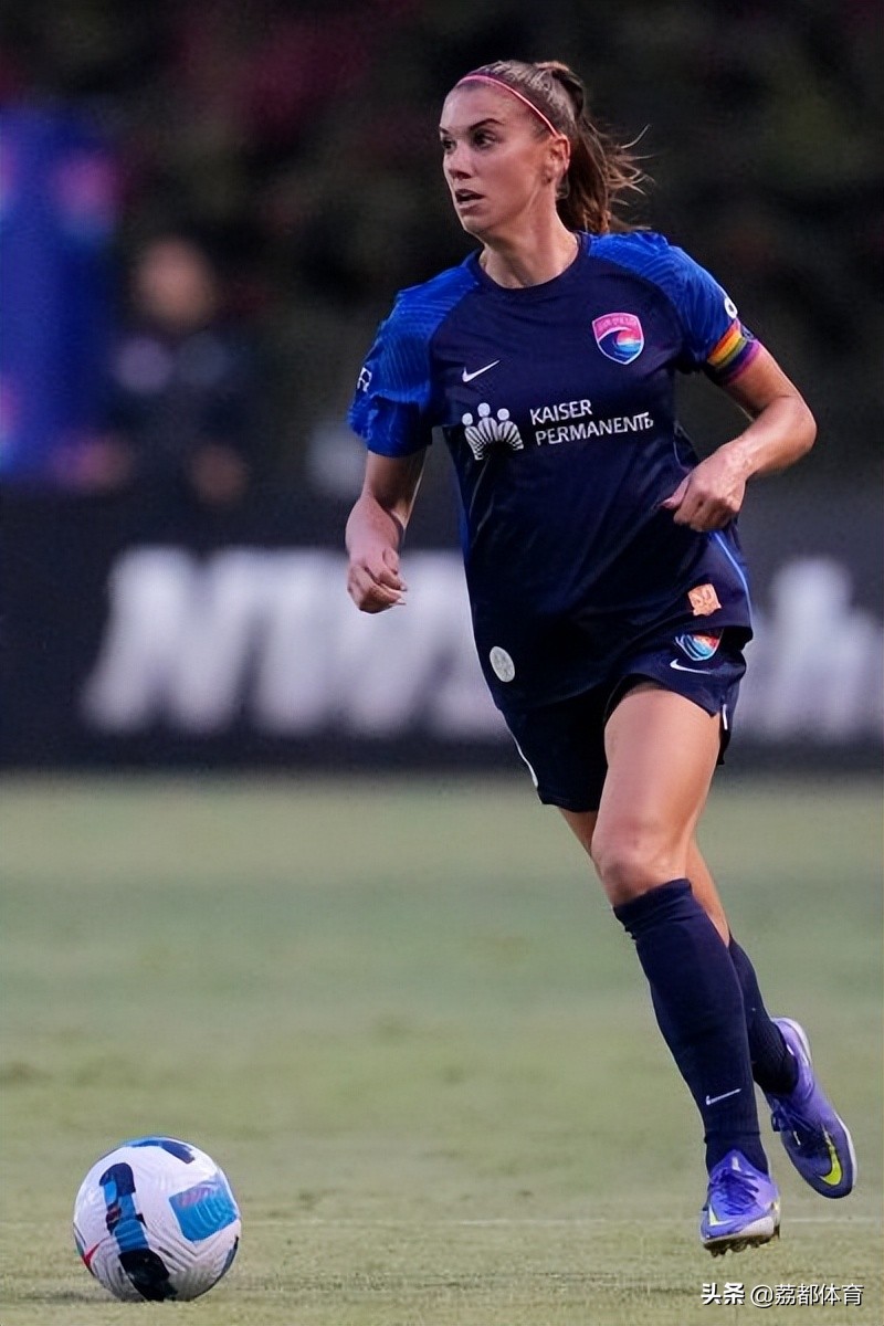 中国留洋女足球运动员,女足球运动员中国