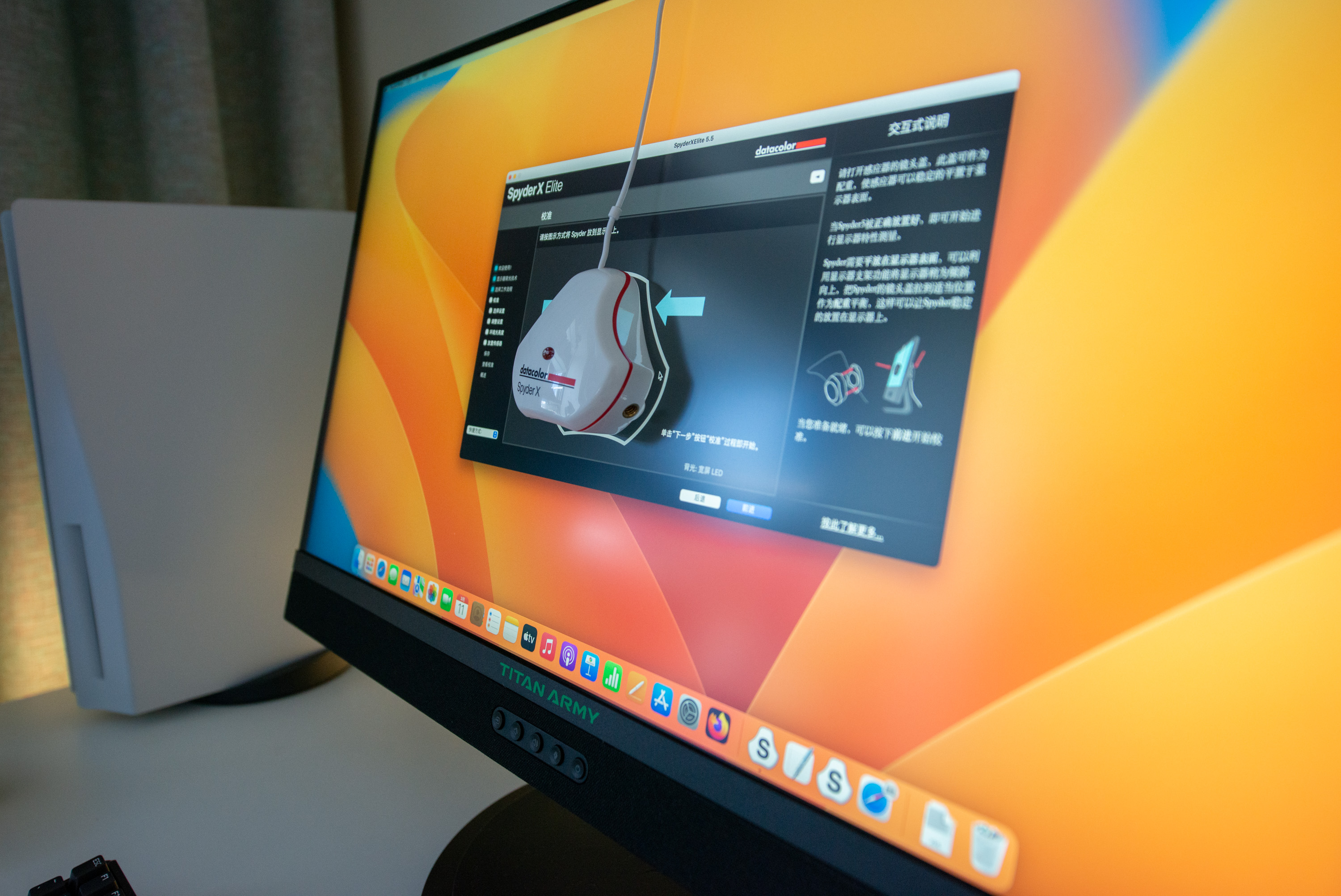 买macminim2需要买什么配件,macminim2配什么显示器最合适