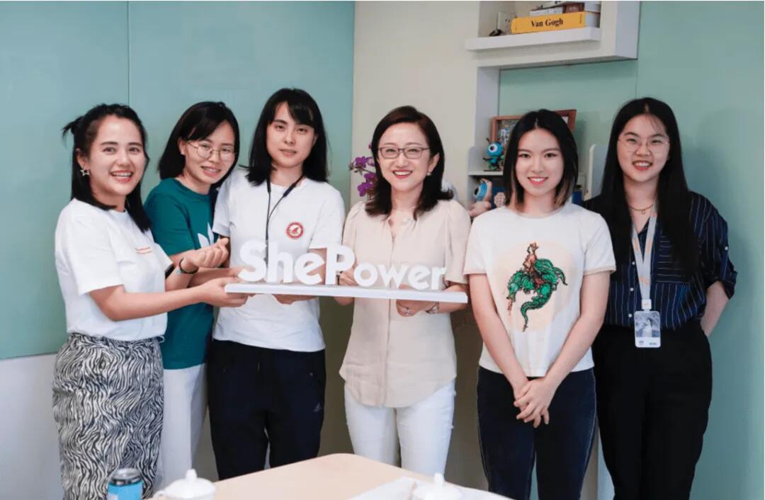 部门全是女生,同事全是女的怎么办