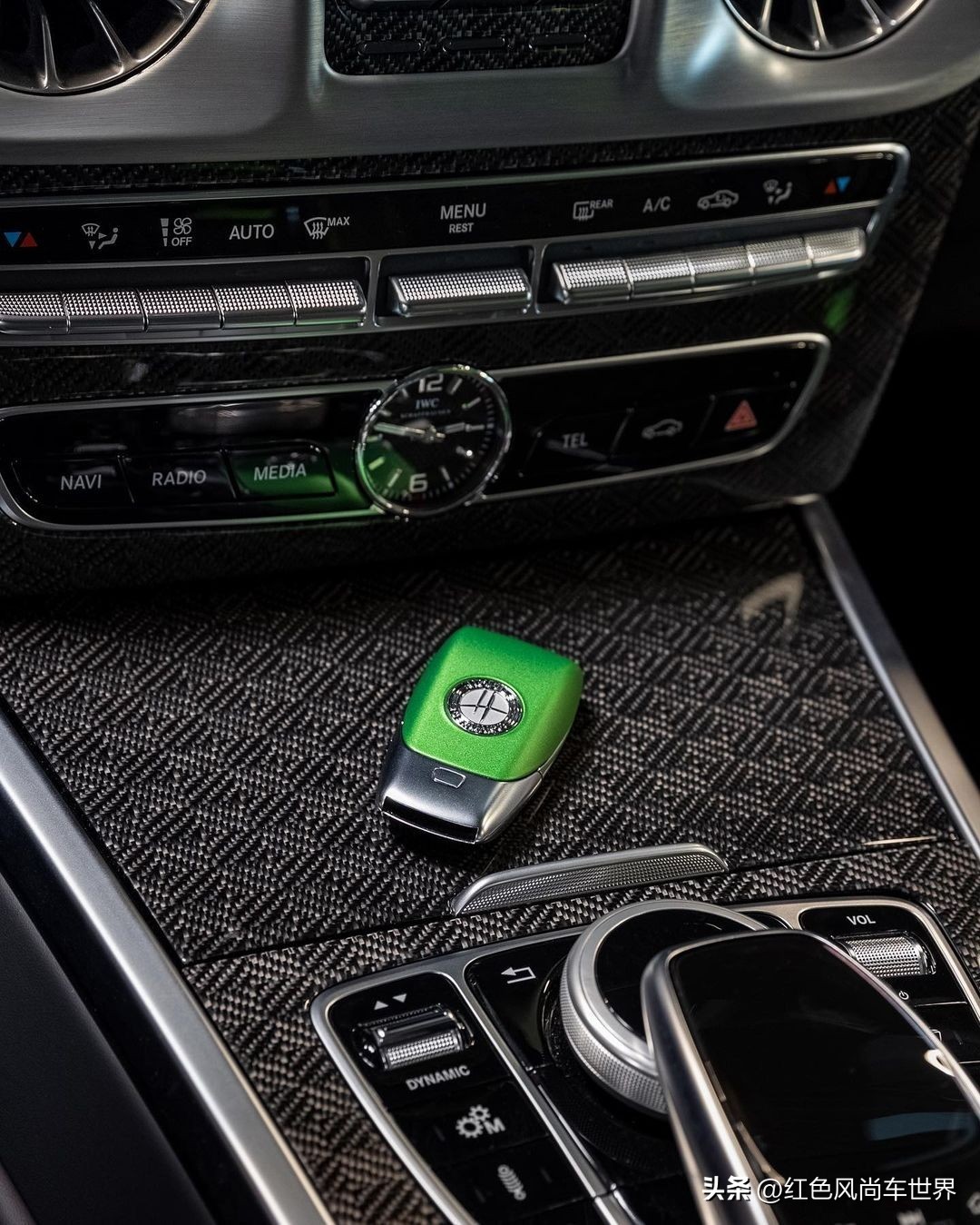 奔驰amgg63爆改越野,奔驰amgg63国外改装最帅的一辆