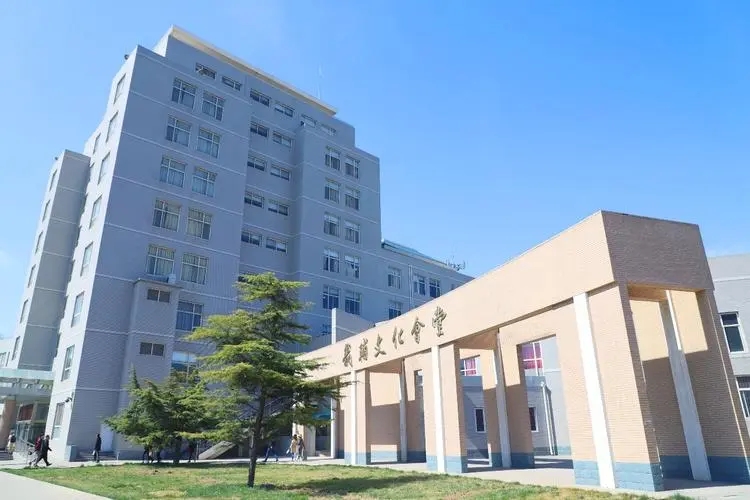 石家庄学院和保定学院哪家好啊,石家庄学院和保定学院哪个还好