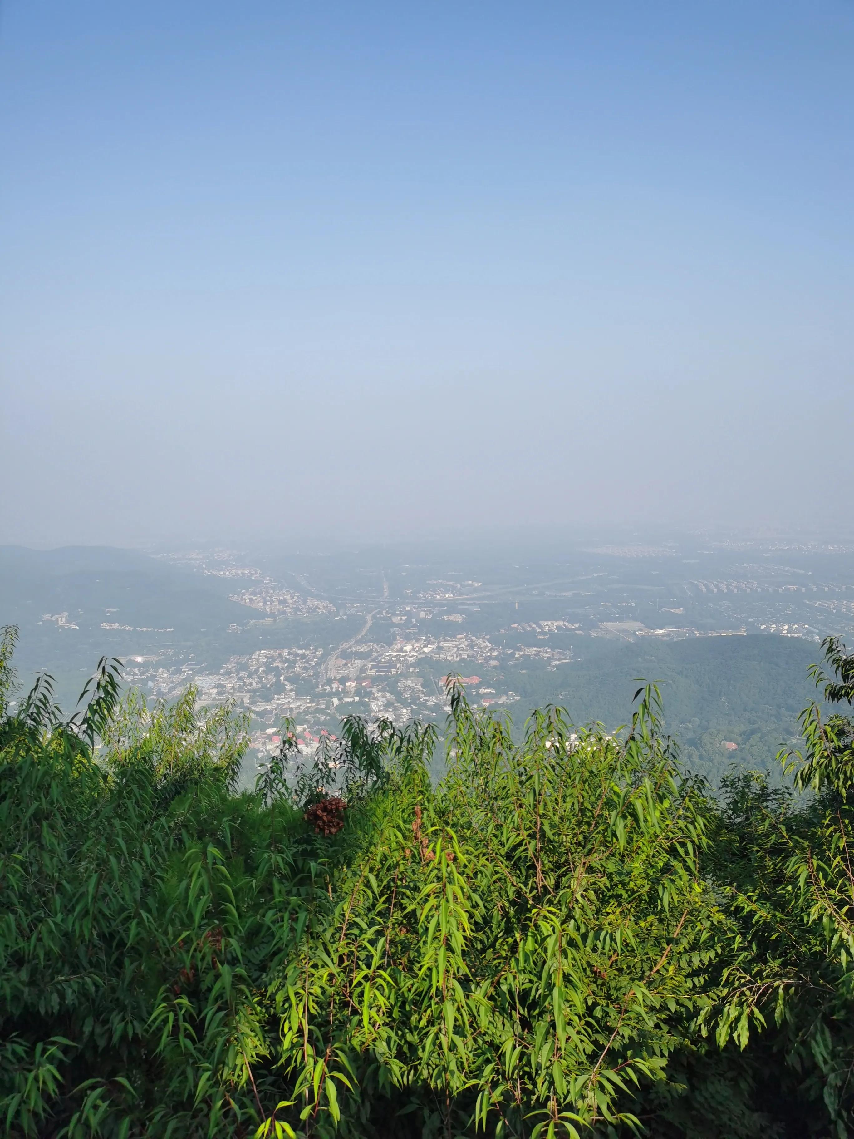 周末爬山记作文,周末爬山记完整版