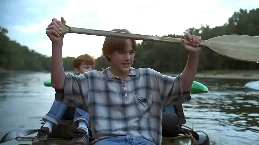 鳄鱼波鞋走天涯完整版在哪可以看,鳄鱼波鞋走天涯影片整体拍摄风格