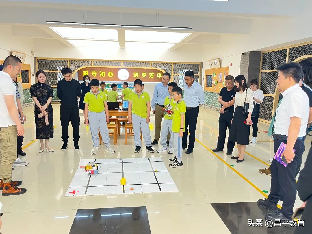 政协委员视察教育工作,政协委员视察学校项目