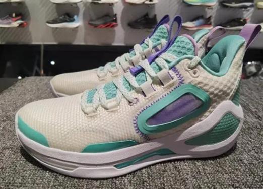 适合大体重男孩穿的篮球鞋,适合大体重男生的足球鞋