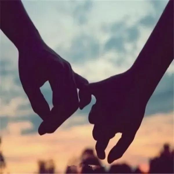 安全感来自于钱还是爱,安全感是不是钱