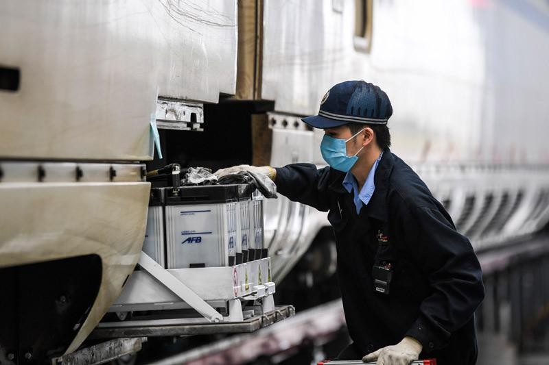 为什么高铁不可以在夜间运行,为啥开通了夜间高铁