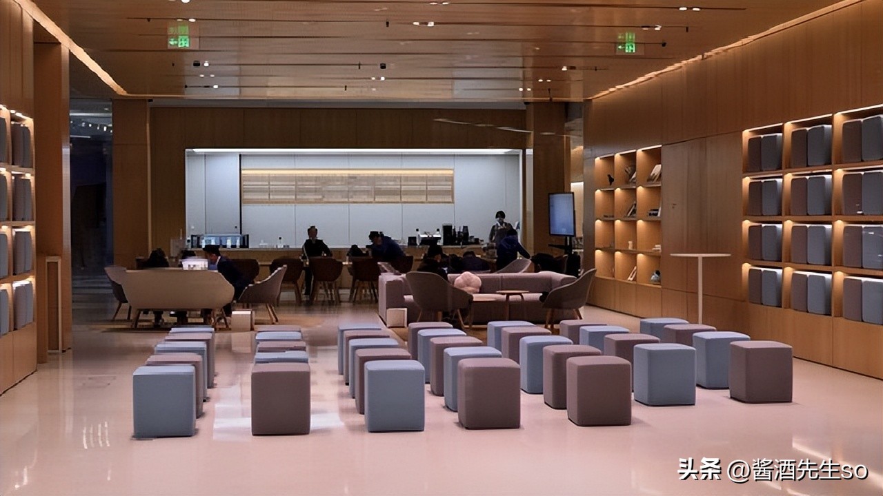 企业为什么都选择做企业定制酒,如何做成一款属于自己的品牌酒