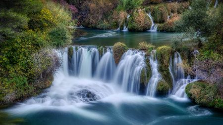 关于摄影的诗句,称赞摄影的诗词有哪些