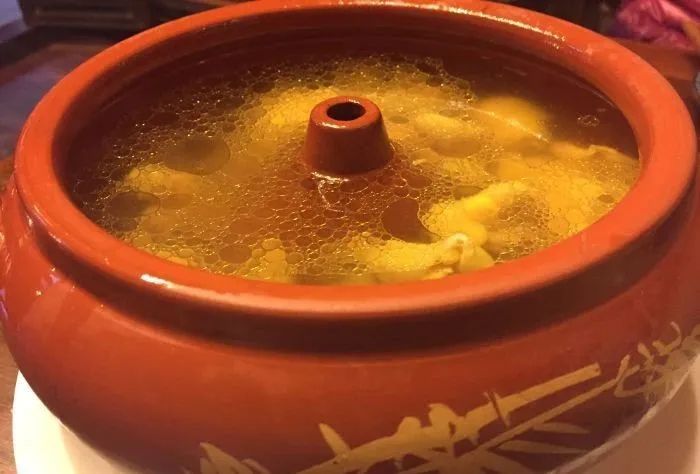 昆明市里哪些餐厅好吃又实惠,昆明100家餐厅名单