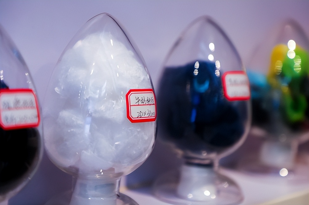 把握发展新机遇紧跟时代步伐,把握新机遇注入新动力开启新征程