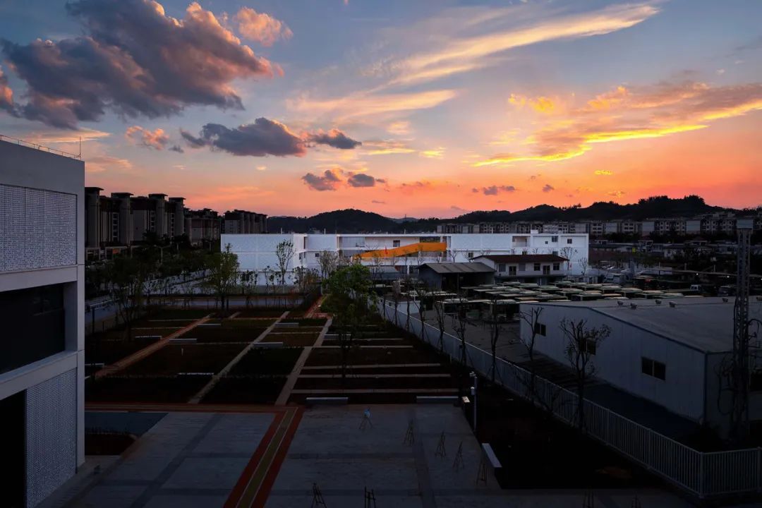 普洱市思茅区小凤凰幼儿园|孩子们自由探索的天地