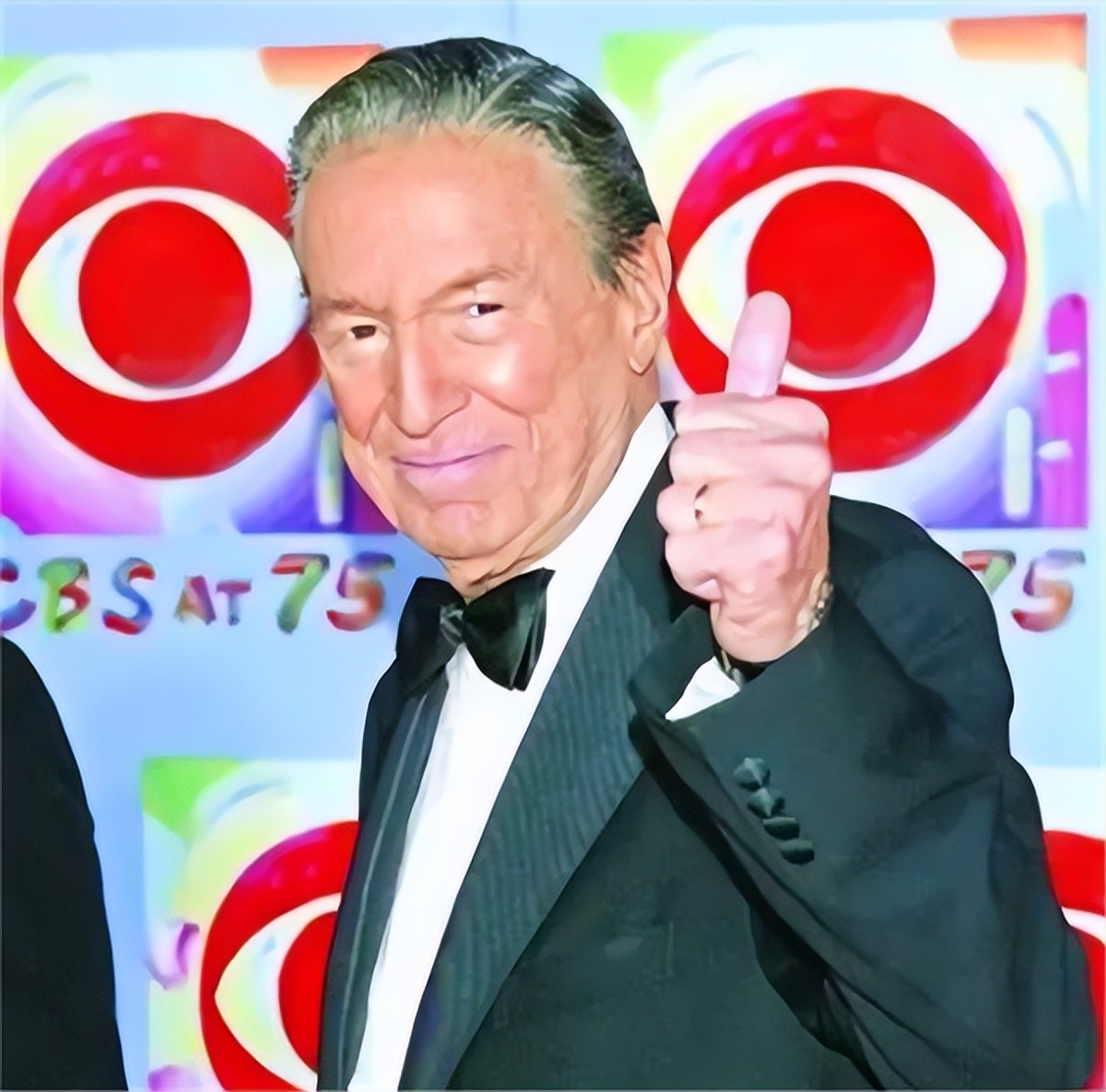 1986年，美国记者采访*小平邓**，看到他抽烟问道：能给我一支吗？