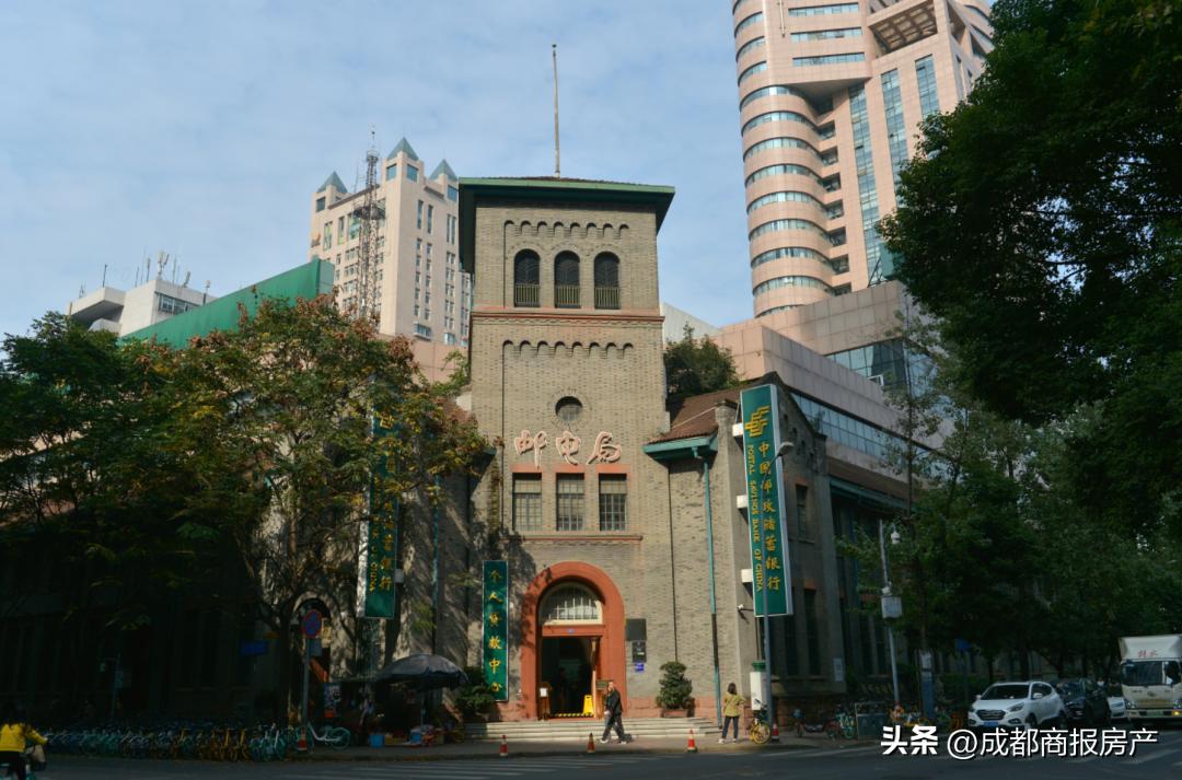 “鸽盘”与“顶流”之间,华兴街这个住宅项目只差一个开盘