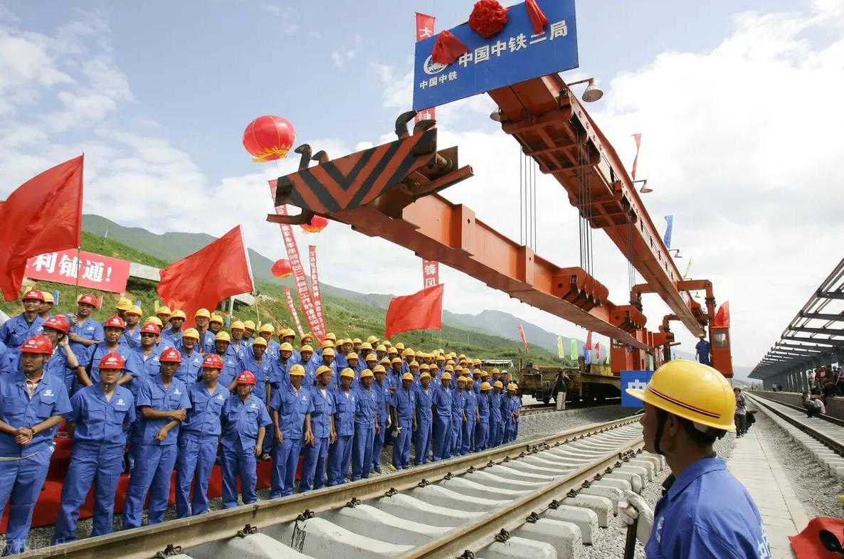 中铁局校招待遇,中铁招聘校招好进吗