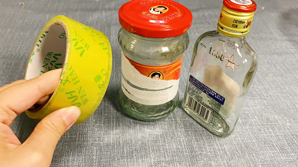 去除残留胶印可以用开水吗,去除胶印残留不伤漆