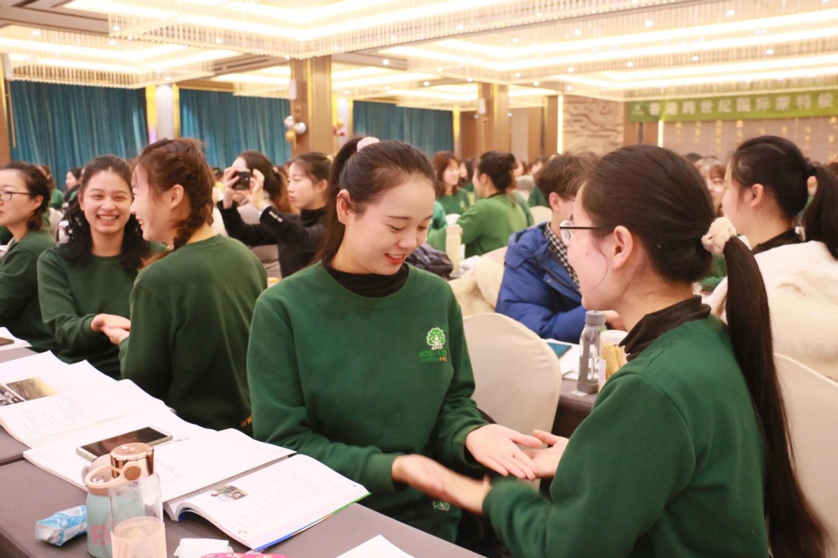 幼儿园加盟跨世纪,双语幼儿园加盟排行榜