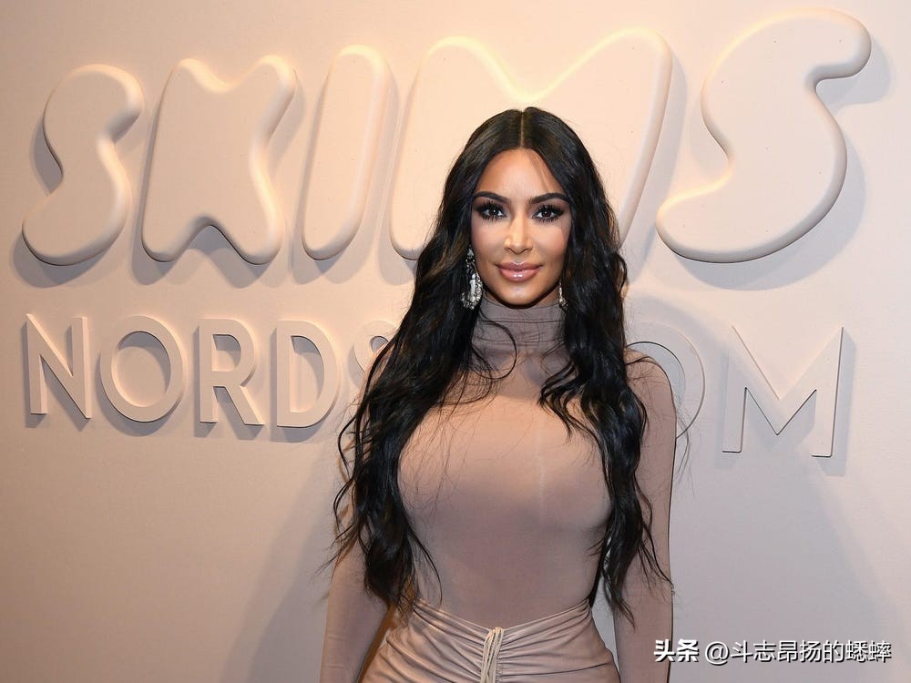 金卡戴珊亿万富翁,金卡戴珊kimkardashian