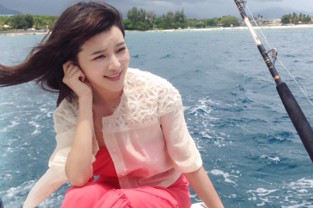 主持人胡蝶陆川怎么样了,主播胡蝶几岁嫁陆川