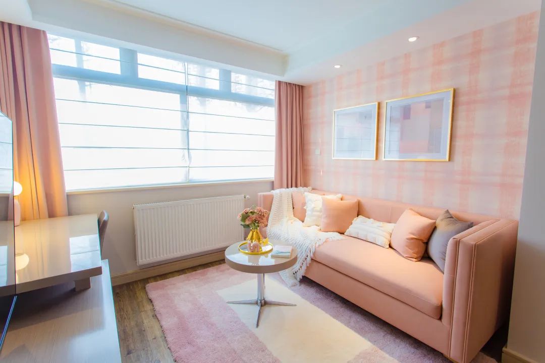 娴庡崡钀岃鏈堝瓙涓績鎺㈠簵,娴庡崡钀岃