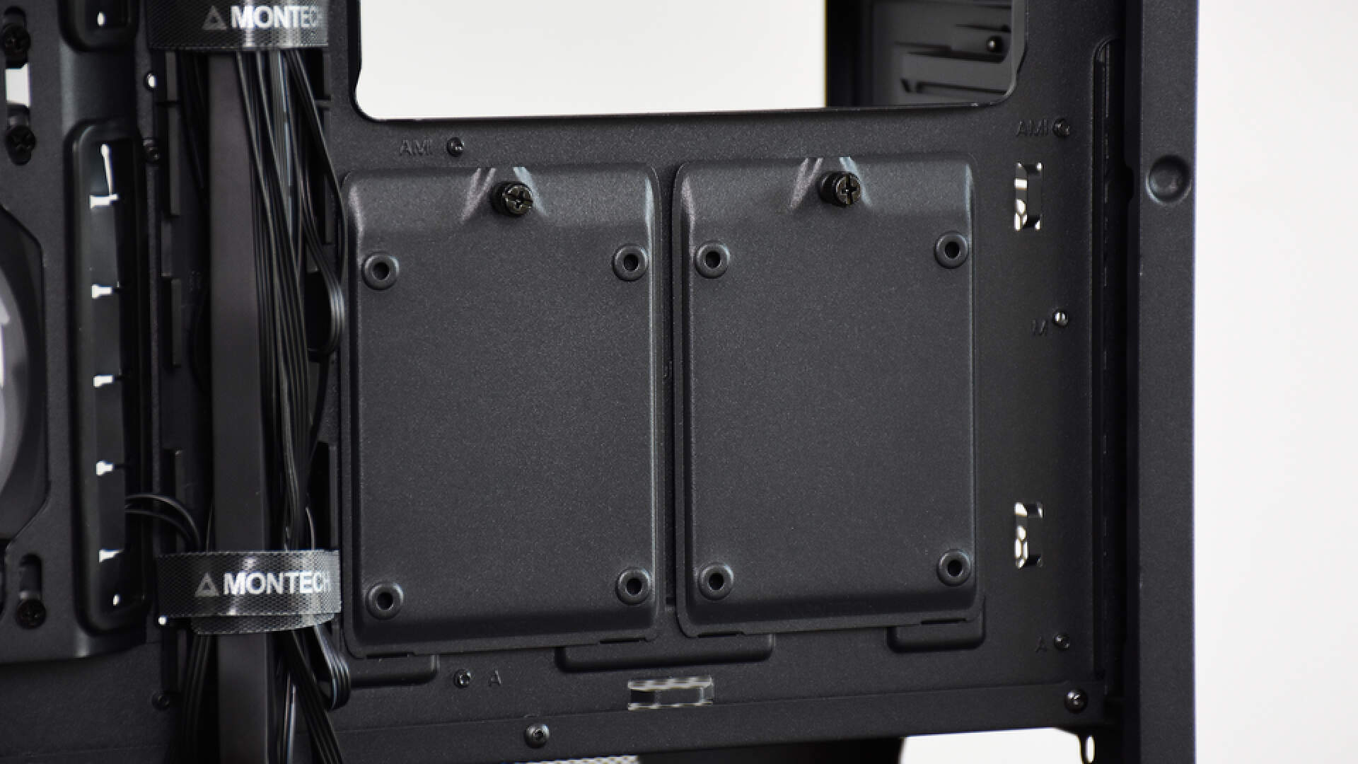 montechskytwo机箱在哪买,montechskytwo机箱需要几个风扇