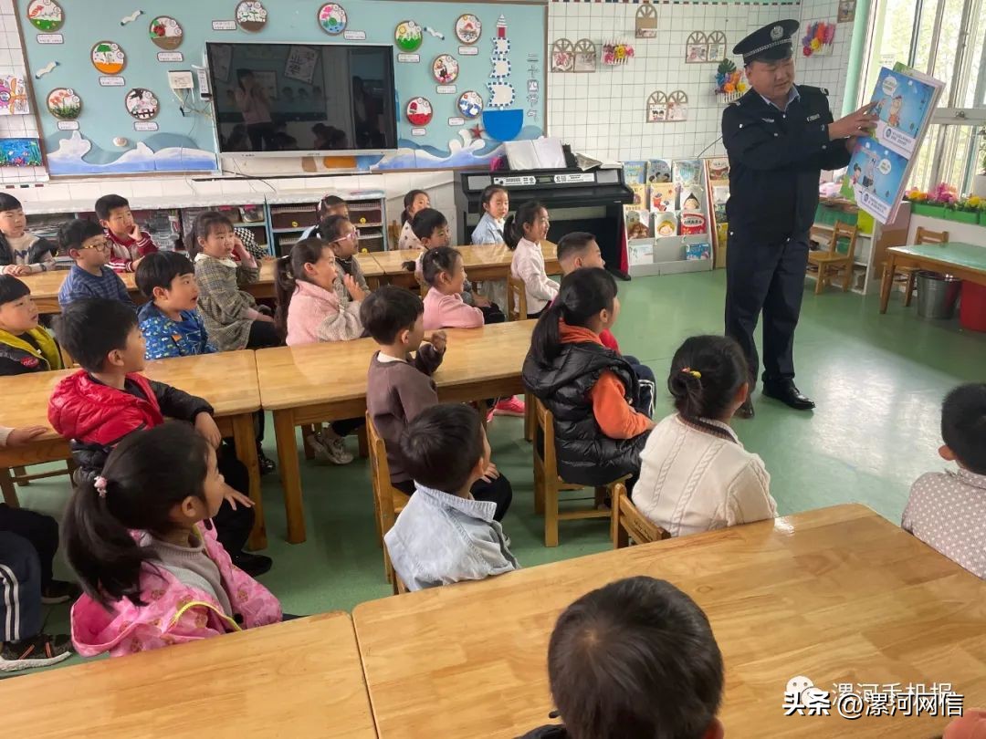 漯河市漯河小学副校长,漯河市高中副校长