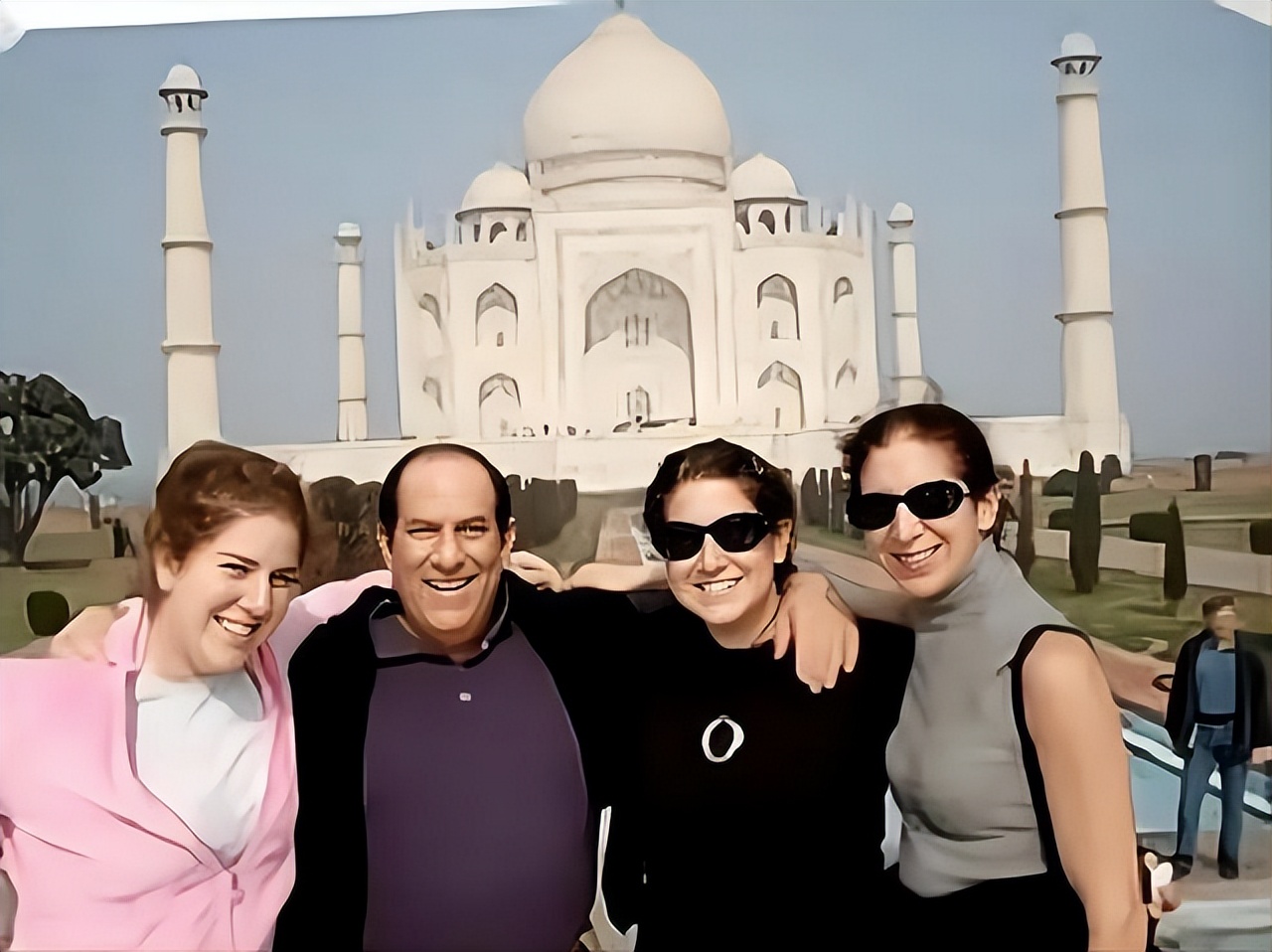 美国小伙买25万机票,美国男子25万买飞机票