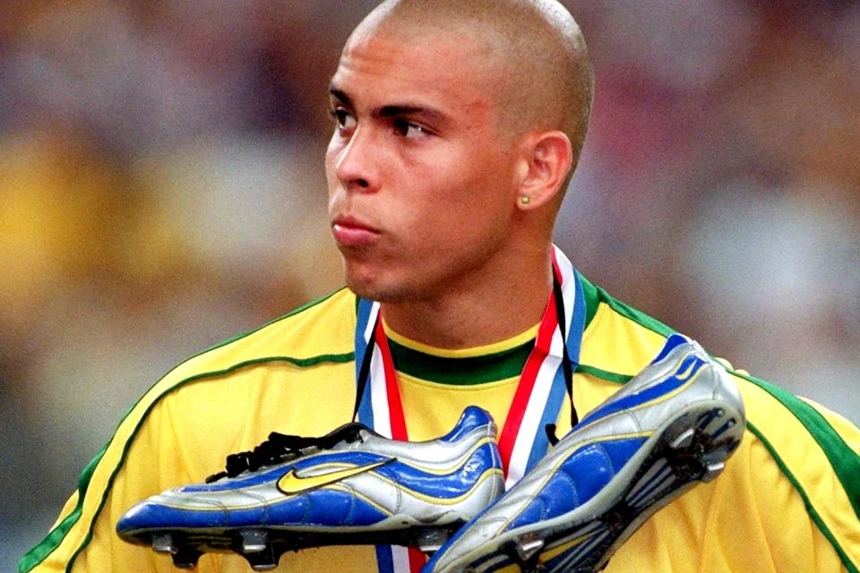 足球记忆罗纳尔多巅峰,足球记忆448