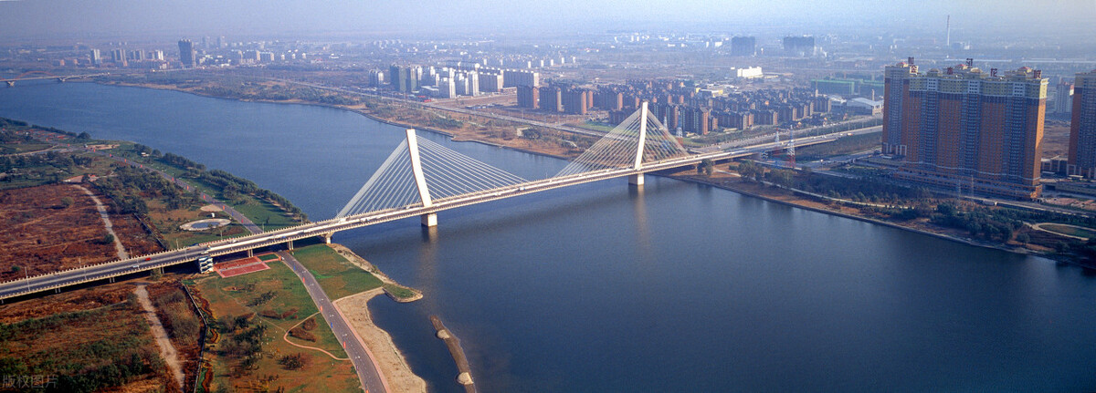 中国跨海跨江跨河桥梁世界第一,中国建的高难度桥梁