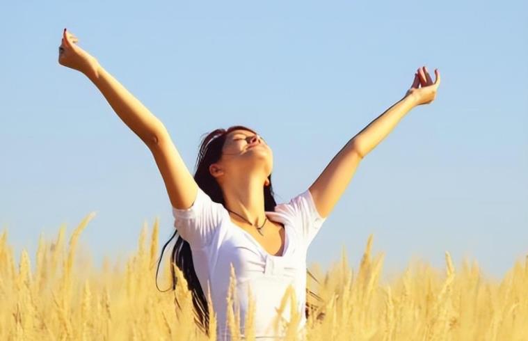 普通人如何轻松快乐,当代人怎么快速获得快乐