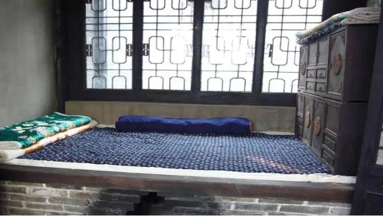 男子腹部痒,男性大量阴虱和虫卵