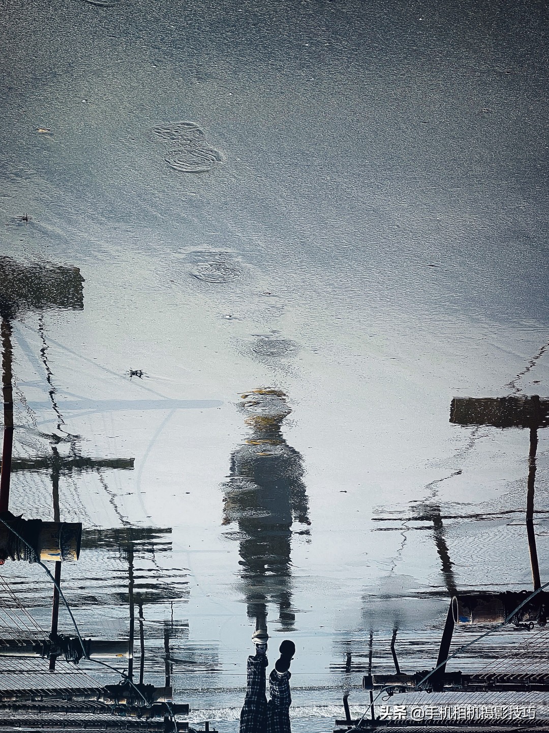 18组普通人拍出来的好照片：把不相关的东西拍到一起，效果很神奇