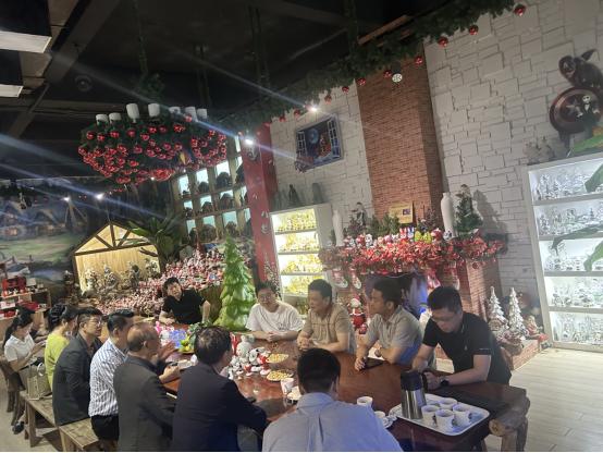 AI榫欏ご浼佷笟,涓庝竷瀹禷i绉戞妧鍏徃楂樼浼氶潰