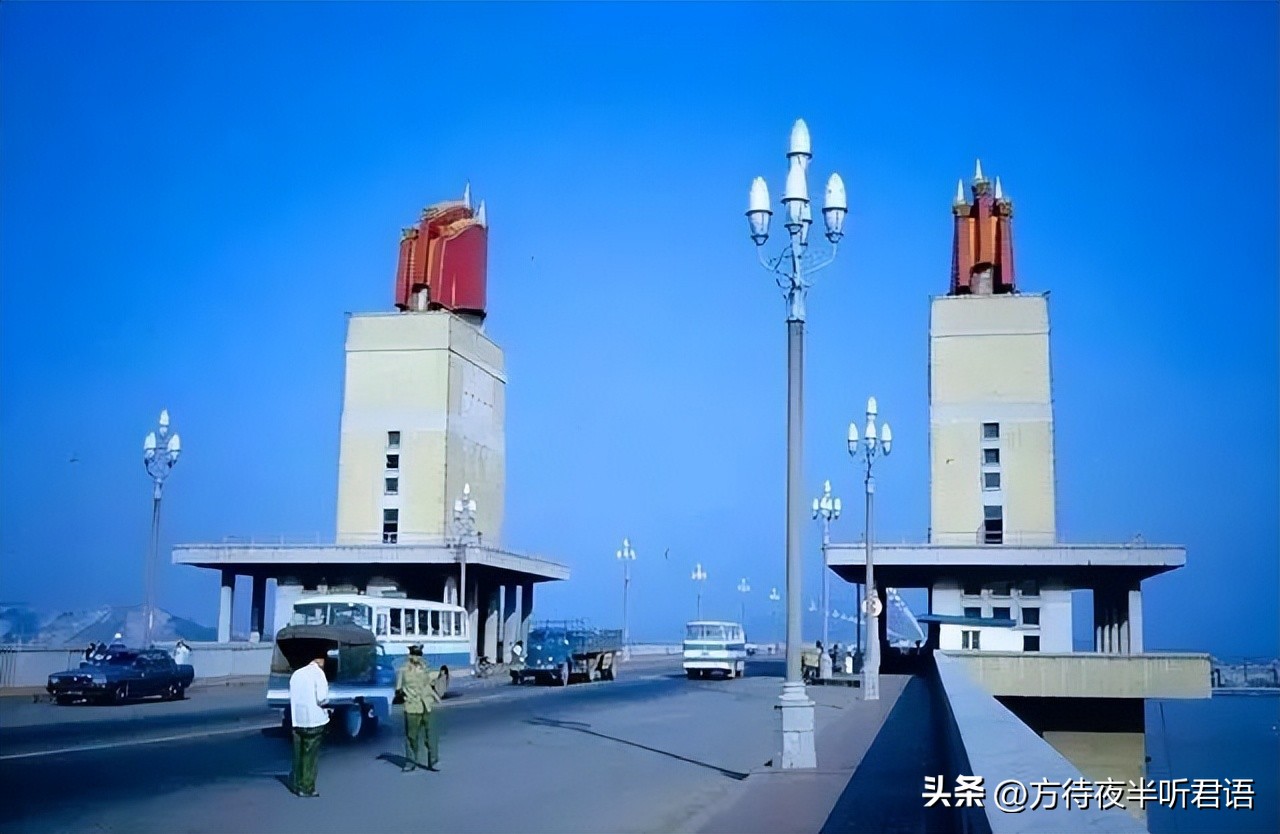 九十年代南京城老照片,以前的南京城的老照片