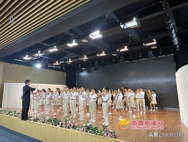 八一广场升旗仪式“六一”场次管弦乐队紧张排练