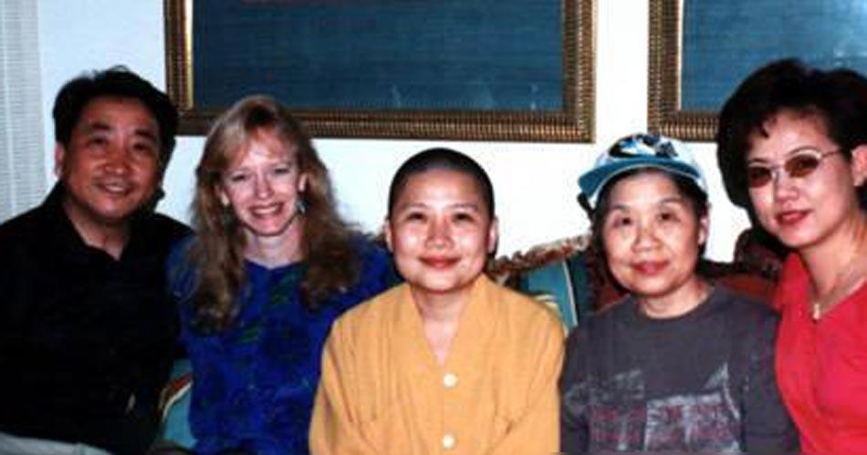 54岁李娜出家前视频,李娜52岁