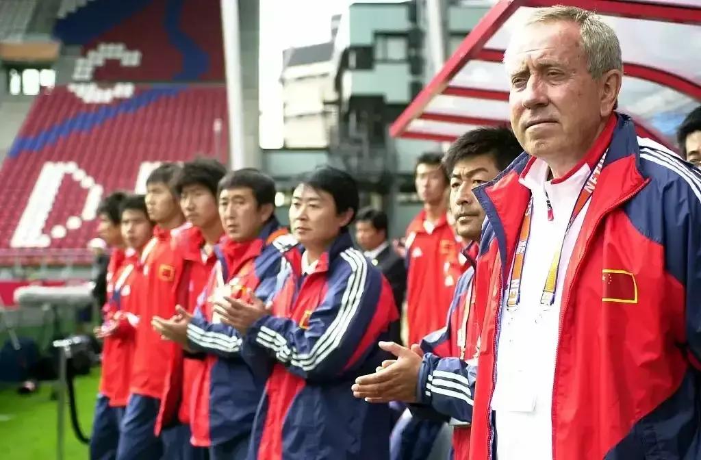 这才是青训该有的样子,以前的青训现在的青训