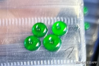 怎么区分危料和真正的翡翠,翡翠危料到底是什么