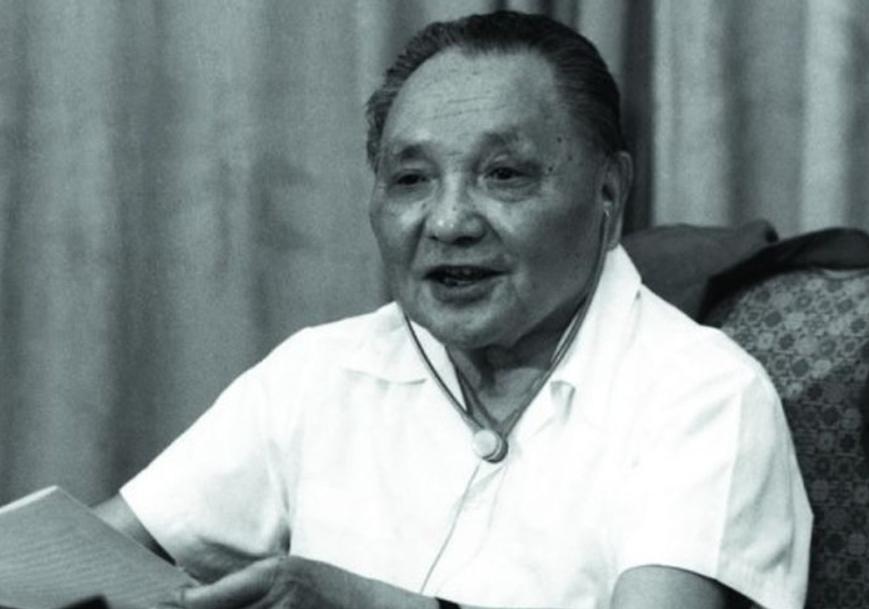 1978年日本记者刁难*小平邓**，问*鱼岛钓**属于哪国，邓公：交给后代吧