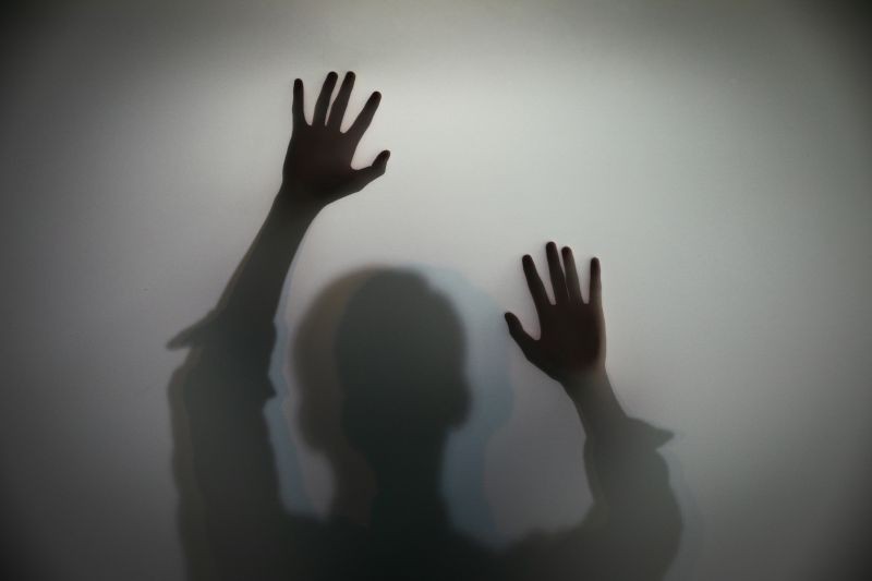 老公总把孝顺他爹妈的事安排给我,老公拿我娘家东西孝敬他爸妈