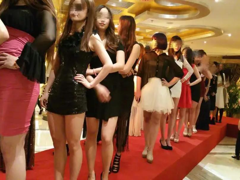 北漂女孩租老人房,北漂女孩1000块钱的出租屋生活