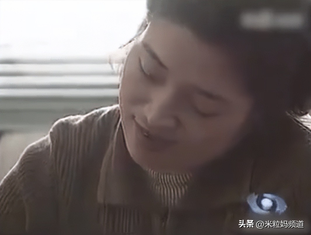 凭什么姐姐一定要让着弟弟妹妹,凭什么姐姐就一定要让着弟弟文案