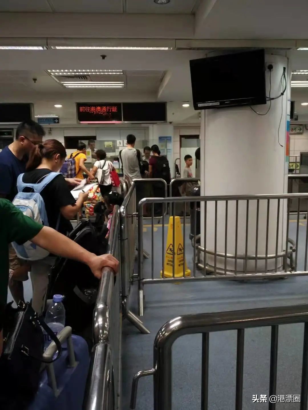 大陆小学生转学去香港需要什么,内地转学香港读小学