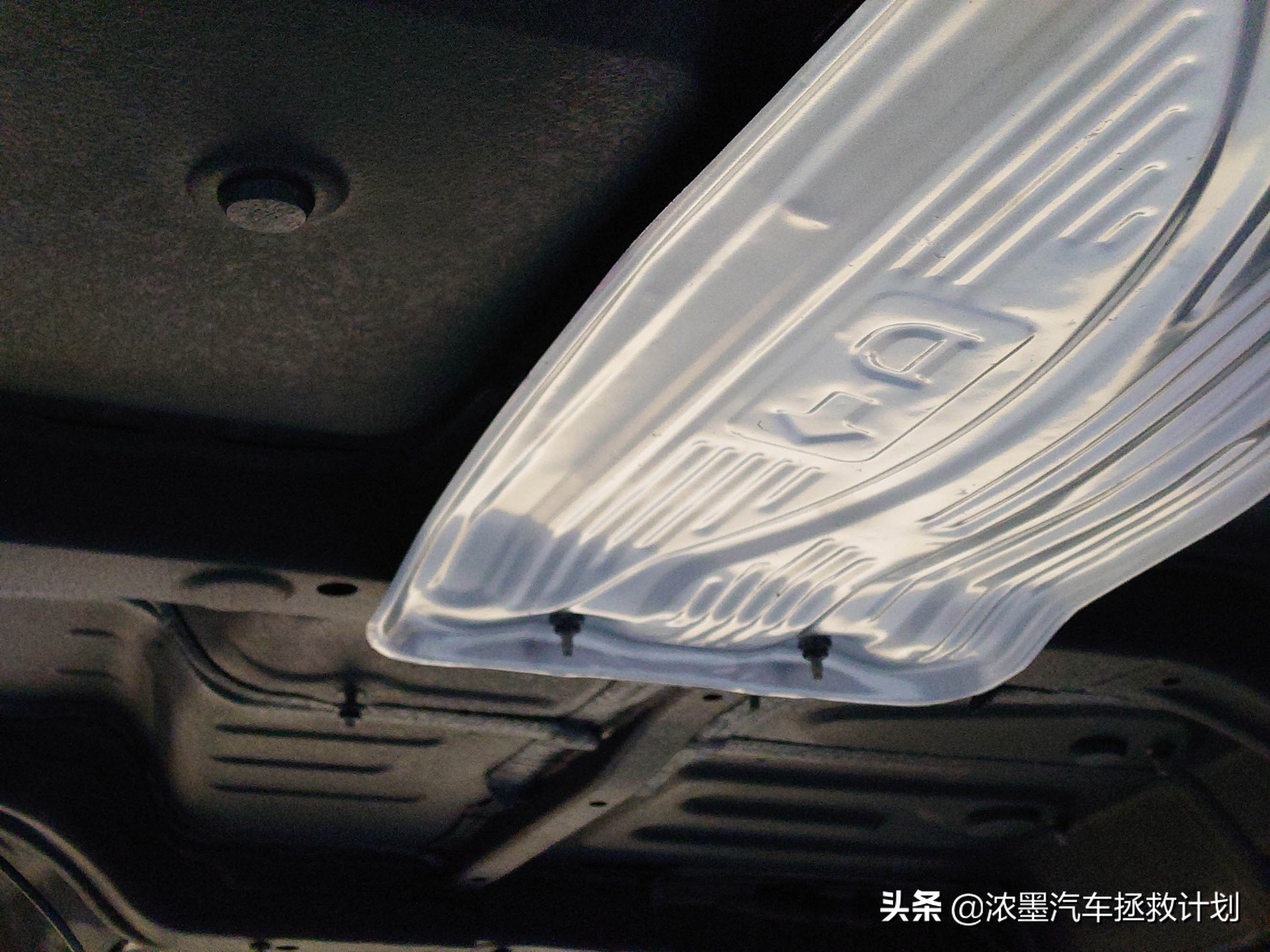 陆地碉堡｜匠心修复一台丰田坦途，完美复活后做百折不挠的攀登者