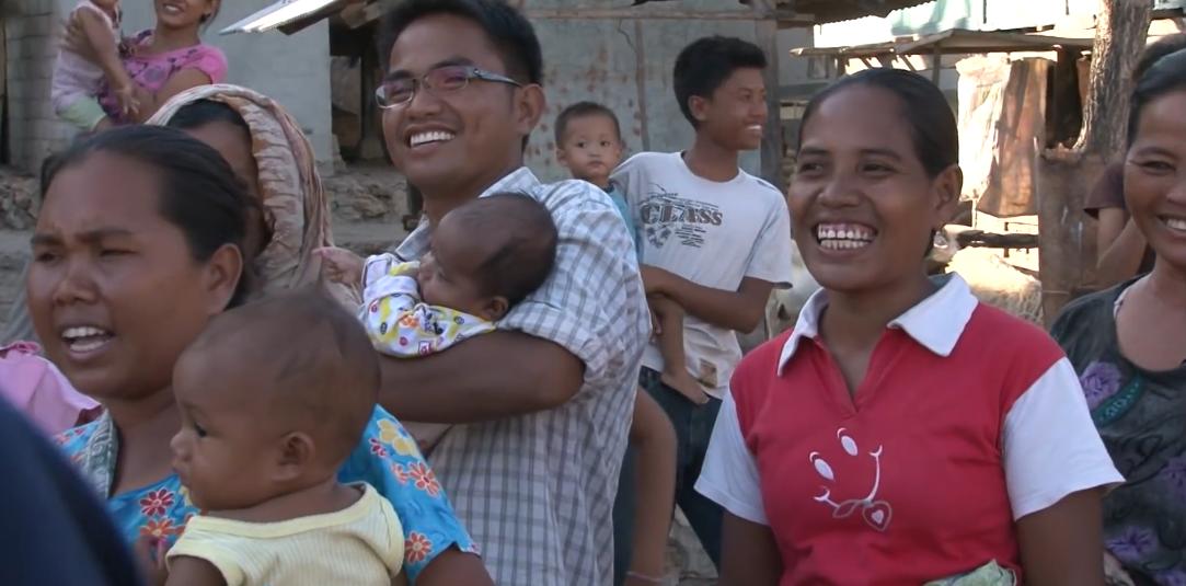 渔民捕获虎鲨,真实渔民钓到的虎鲨